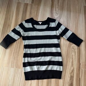 BONGO Women's Black and Gray Striped Sweater